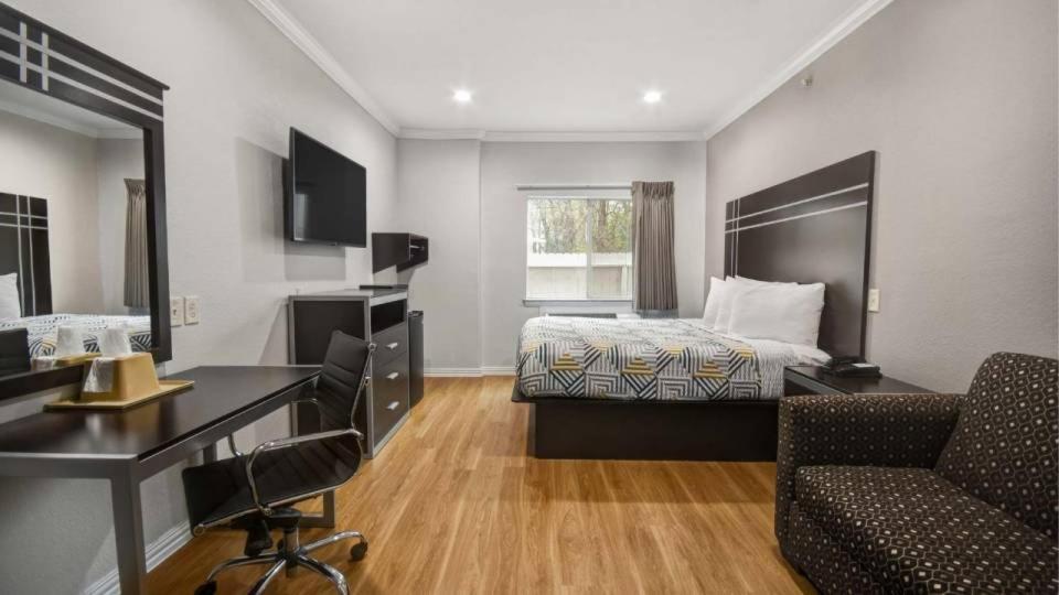 Motel 6 Humble, Tx - Houston International Airport 外观 照片