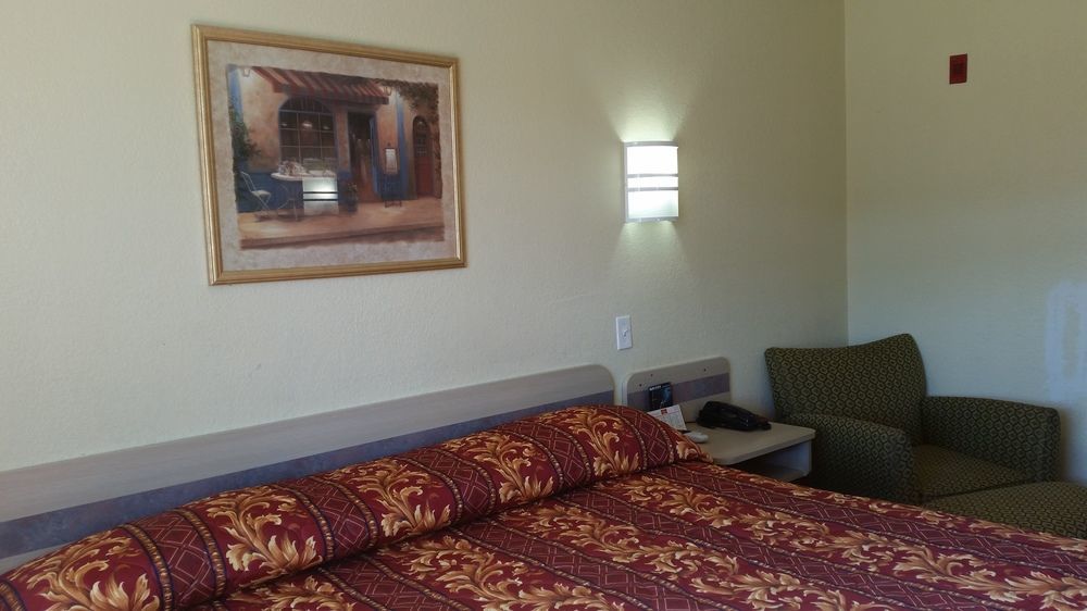 Motel 6 Humble, Tx - Houston International Airport 外观 照片